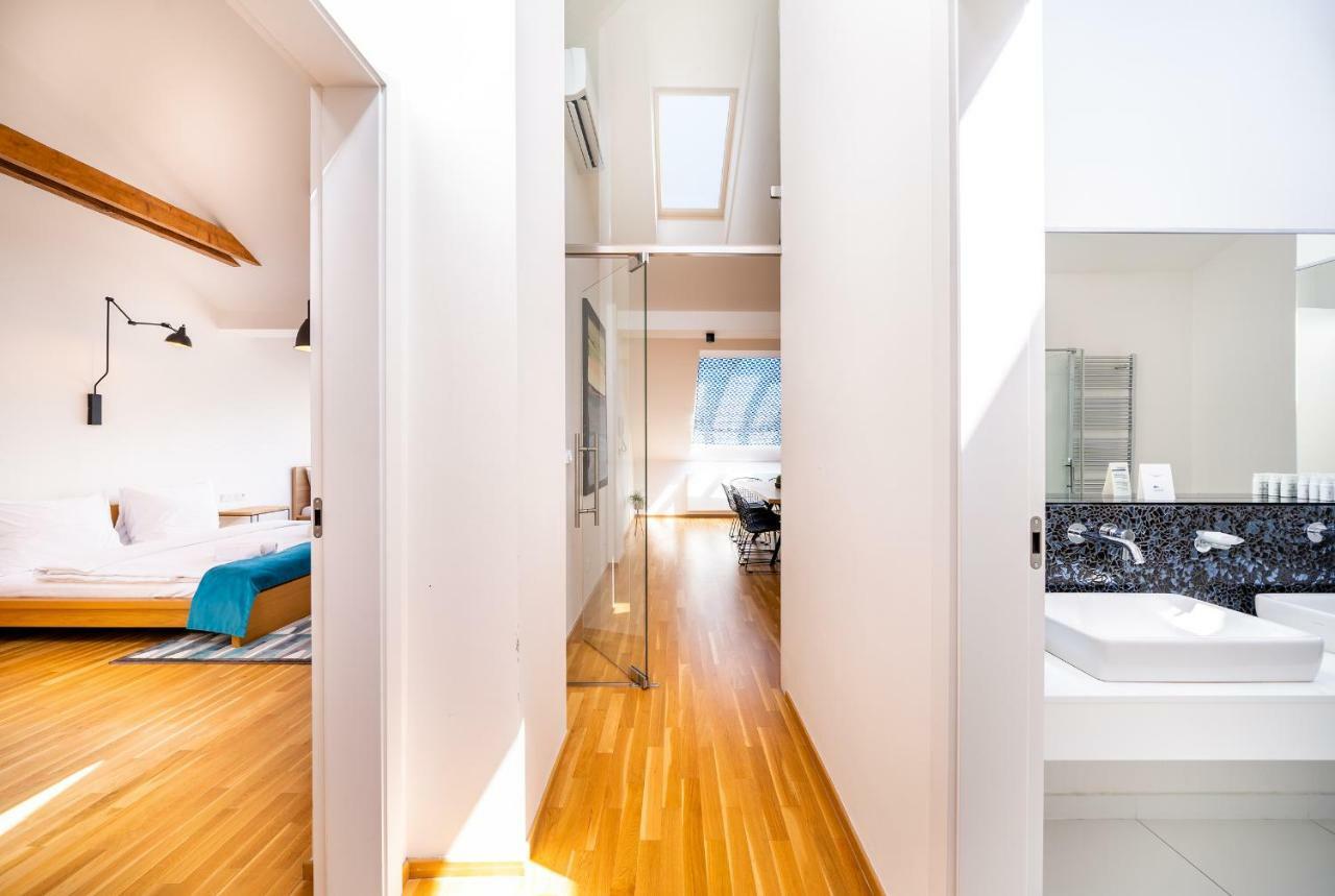 5br+3.5bt Wilson Apt. Apartmán *
